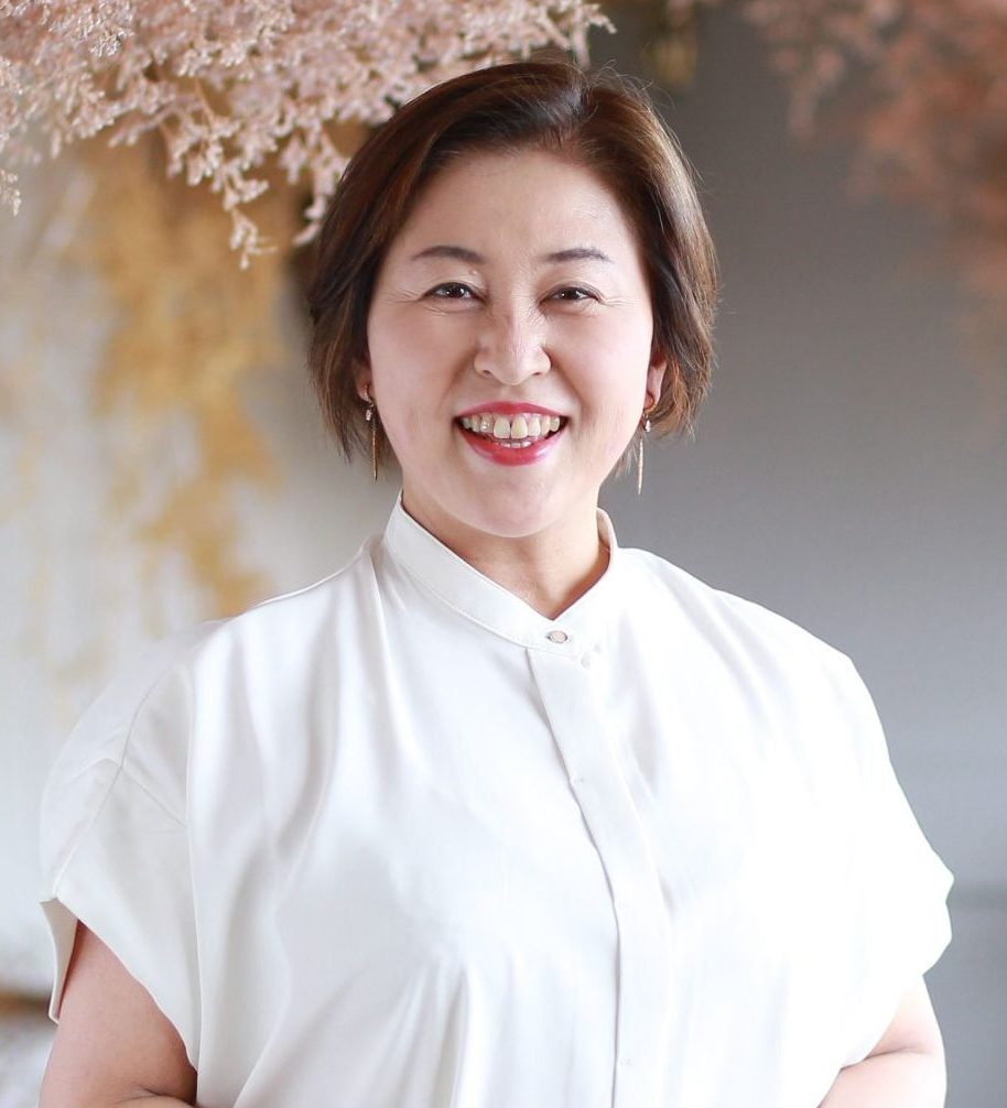 葵 真弓